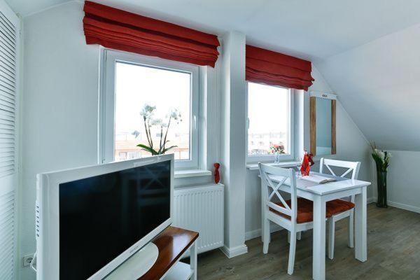 Haus Brönshoog, Appartement 11 in strandnaher Lage Wenningstedt-Braderup Exterior foto